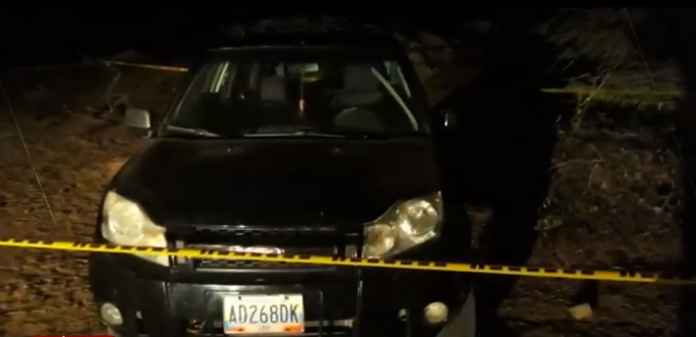 Camioneta en la que iban esposos asesinados en Santa Marta