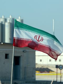 Irán