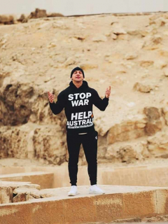 Vitaly Zdorovetskiy, 'youtuber'.