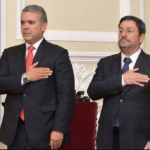 Renuncia de Francisco Santos