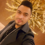 Jhon Alex Castaño, cantante de música popular.