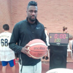 Neicer Lozano, jugador de baloncesto en el equipo Piratas de Bogotá