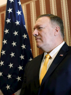 Juan Guaidó y Mike Pompeo
