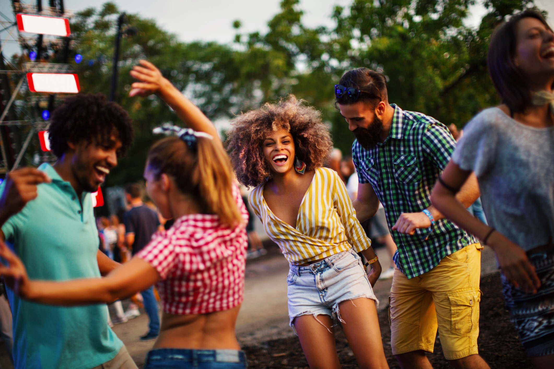 Gente bailando