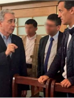 Álvaro Uribe, expresidente y senador, y Rafael Nieto Loaiza, exministro.