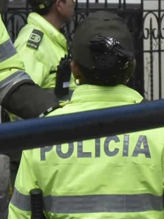 Policía en Medellín.
