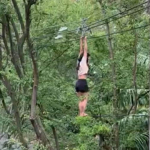 Mujer cae de un cable