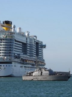 Crucero varado en puerto cerca de Roma por sospecha de coronavirus