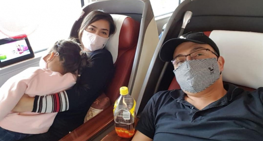 Familia colombiana en China