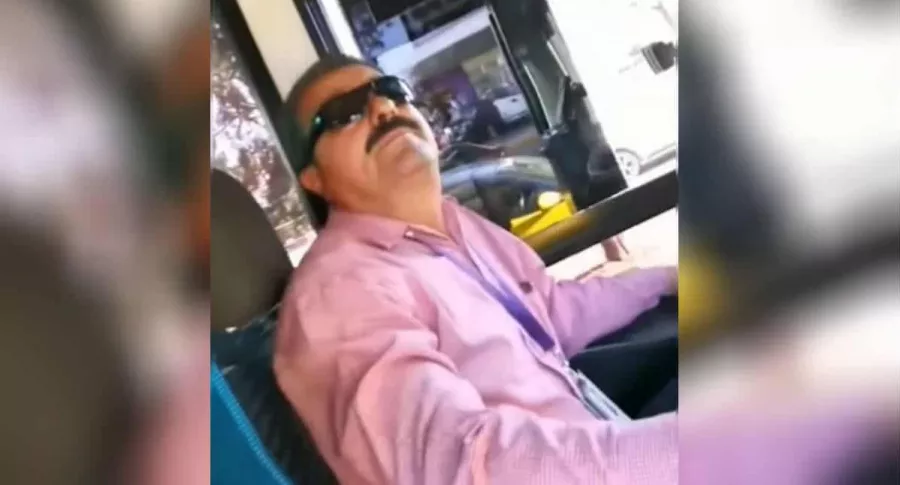 Conductor de bus en México.