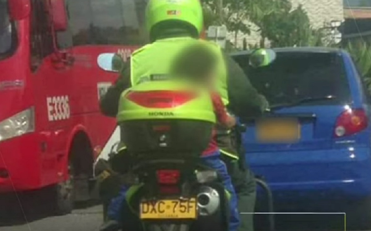Policía