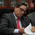 Ministro de Hacienda, Alberto Carrasquilla.