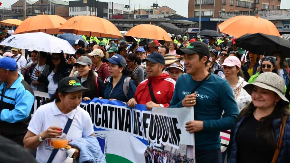Marcha de profesores en Colombia.