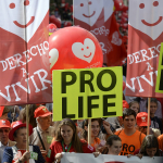 Personas antiaborto