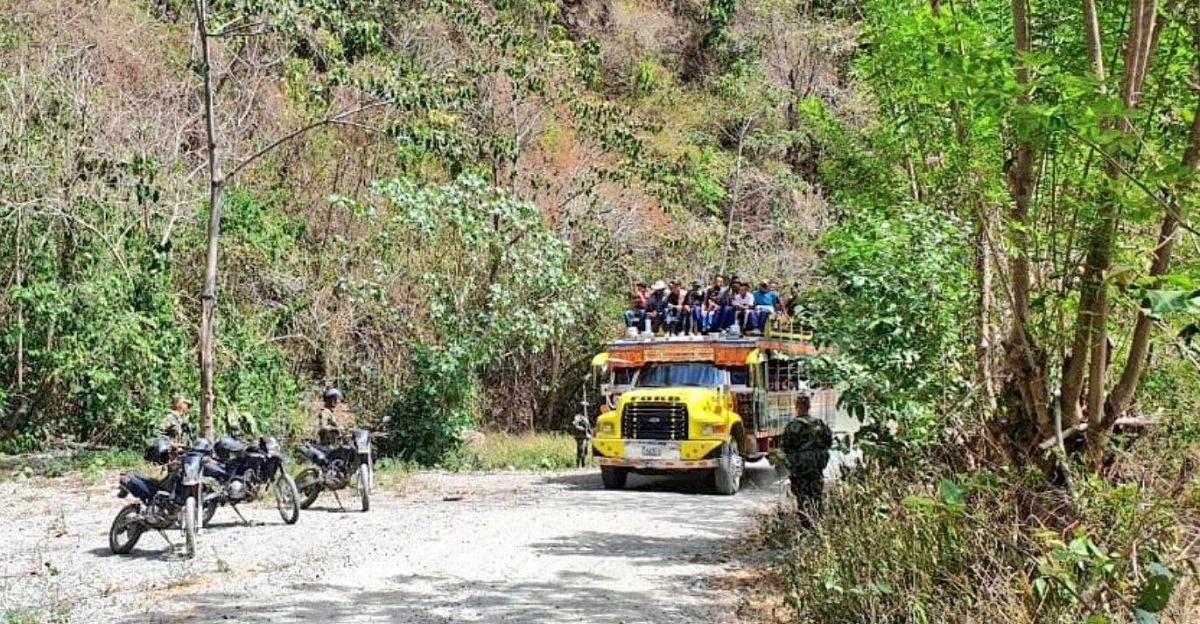 Regreso de familias a Ituango
