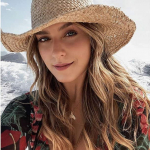 Laura Tobón, presentadora.