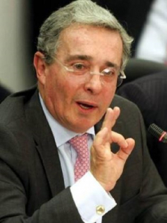 Álvaro Uribe y Nicolás Maduro