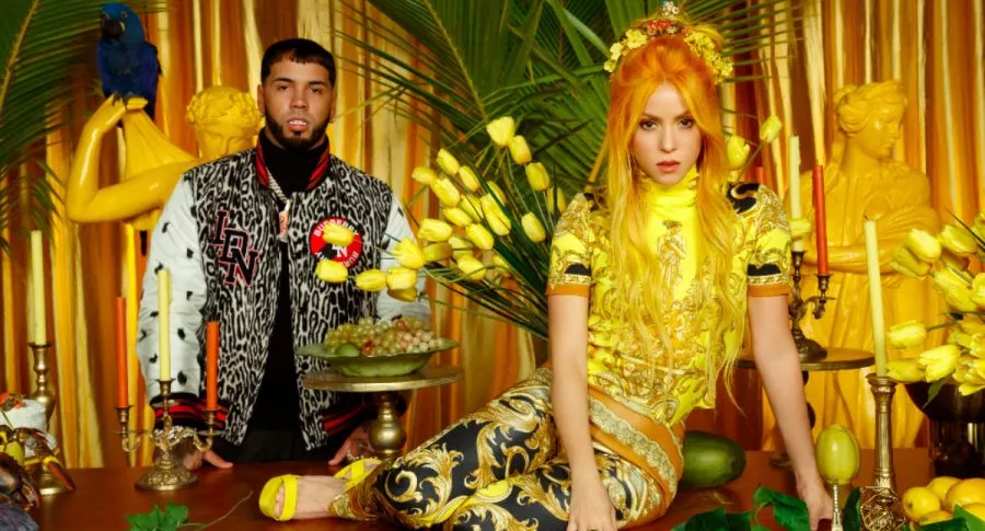 Anuel y Shakira en el video de 'Me gusta'
