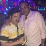 José 'Ñeñe' Hernández y un hombre disfrazado de Pablo Escobar