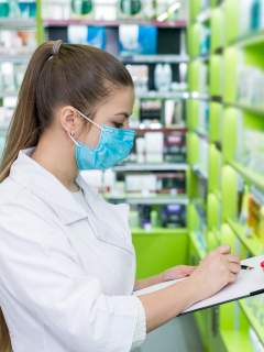 Mujer con tapabocas por coronavirus