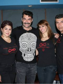 Elenco de 'Ellos están aquí'