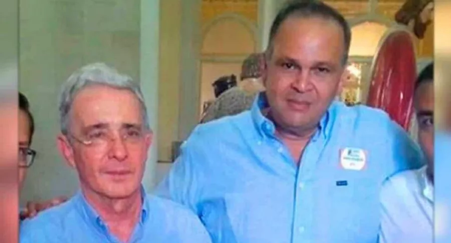 Álvaro Uribe explica foto con ´Ñeñe' Hernández