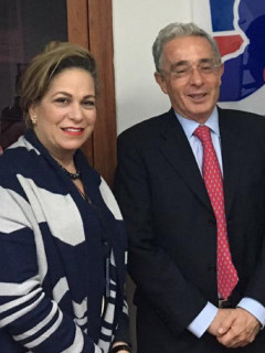 Maria Claudia Daza Castro y Álvaro Uribe Vélez