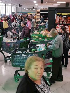 Supermercados en medio de coronavirus.