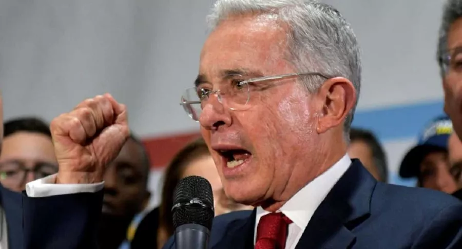 Álvaro Uribe pide pruebas en caso 'Ñeñe' Hernández