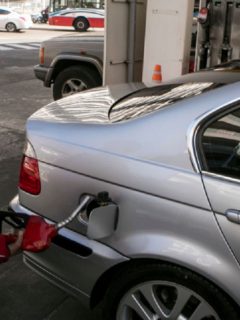 Bajan precios de la gasolina en Colombia.