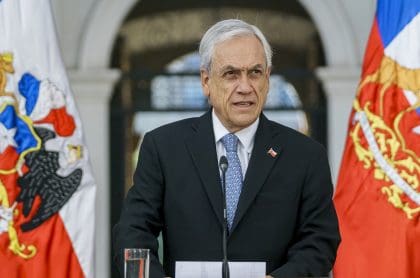 Sebastián Piñera, presidente de Chile, pidió "perdón" por sus errores y sorpresivamente respaldó el matrimonio homosexual.