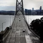 Puente de San Francisco, California, en cuarentena por pandemia de coronavirus COVID-19