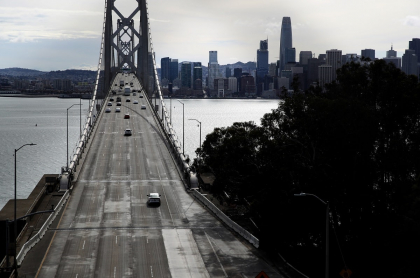 Puente de San Francisco, California, en cuarentena por pandemia de coronavirus COVID-19