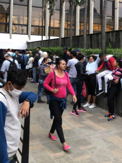 Venzolanos se creyeron cadena de WhatsApp y fueron a reclamar plata