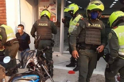 Asaltos en motos en Santa Marta