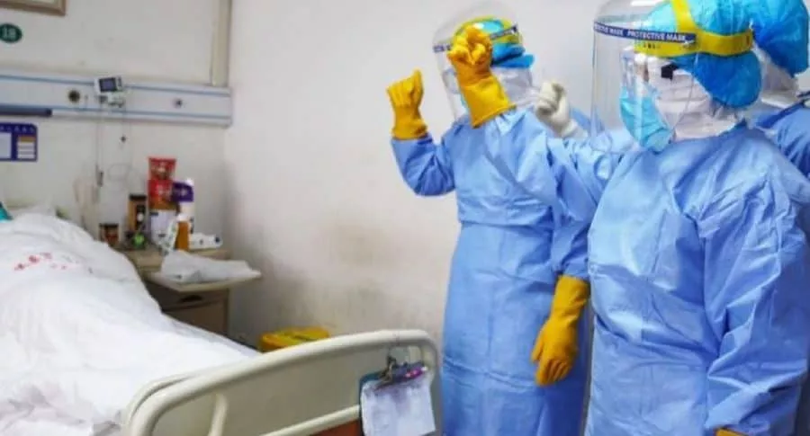 Mujer se cura de coronavirus en Cartagena