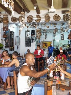 Restaurantes en Colombia en crisis por COVID-19.
