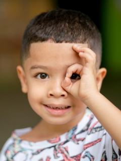 Niño beneficiado por Fundación Éxito