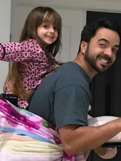 Mikaela y Luis Fonsi
