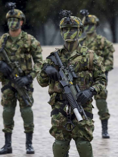 Militares