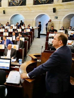 Lidio García cita a sesiones al Congreso el 13 de abril