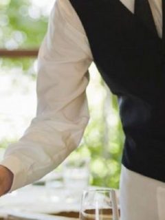 Empleados sacados de hoteles en Cartagena