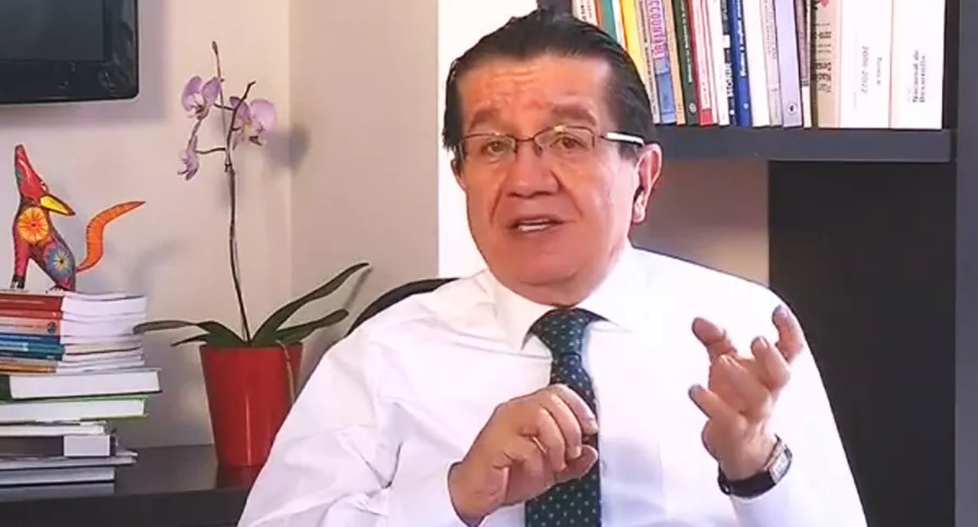 Fernando Ruiz Gómez, ministro de Salud