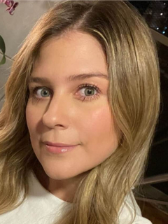 Andrea Guerrero, presentadora, y su hija, Luna.