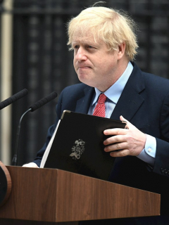 Boris johnson reaparece en público
