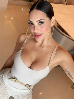 Andrea Valdiri.