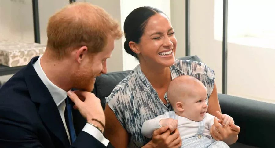 El príncipe Harry, su esposa Meghan Markle y su hijo Archie