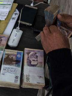 Dinero colombiano, imagen de referencia.