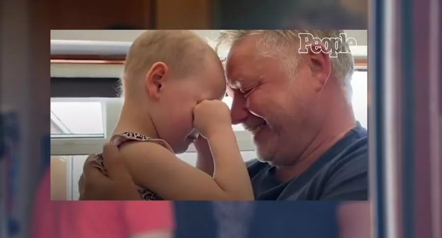 Reencuentro niña con cáncer y su papá