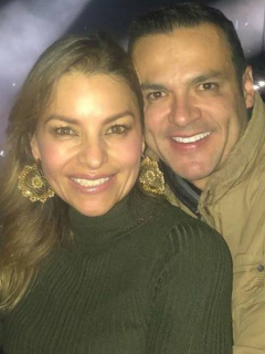 Juan Diego Alvira, presentador, con su esposa Ana María Escobar.